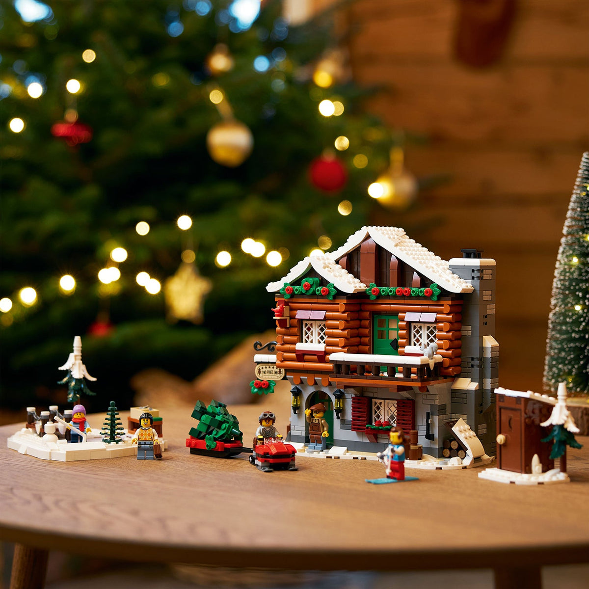 LEGO® Icons Alpine Lodge