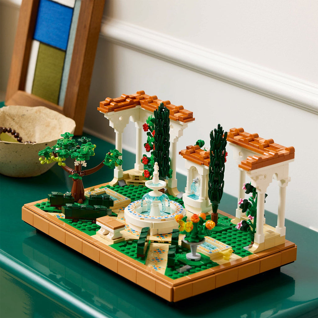 LEGO® Icons Fountain Garden