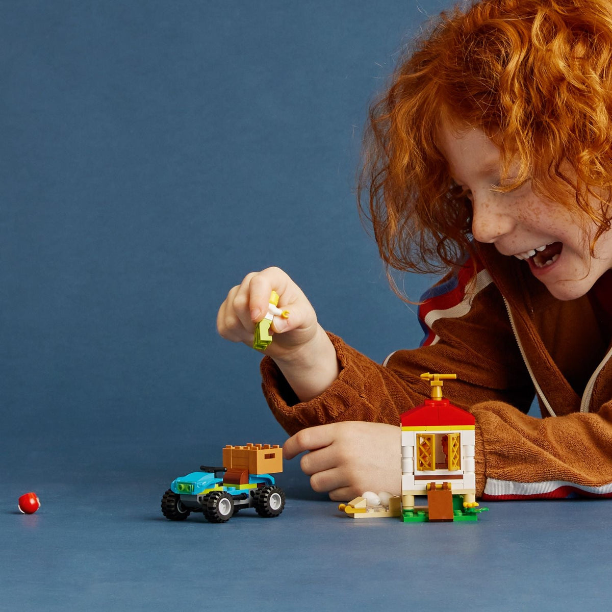 LEGO® City Chicken Henhouse