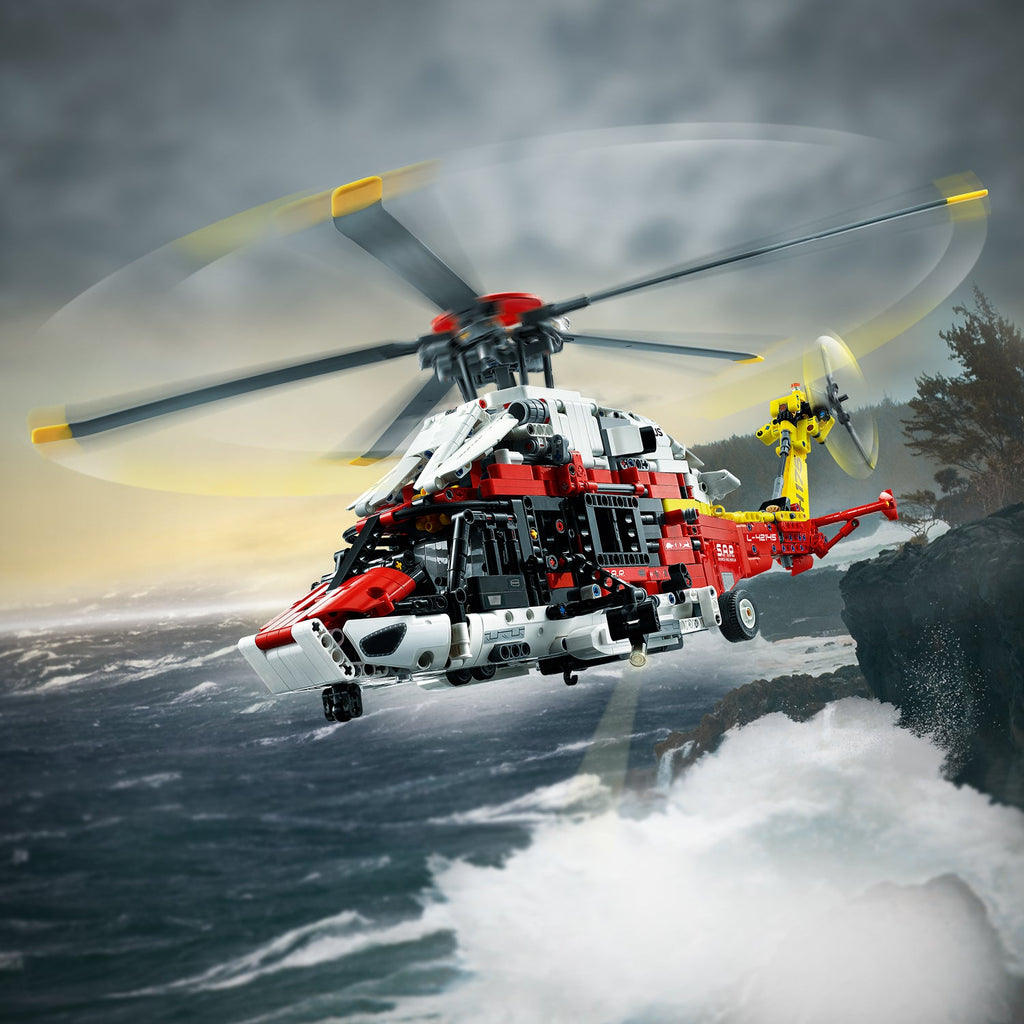 LEGO® Technic Airbus H175 Rescue Helicopter