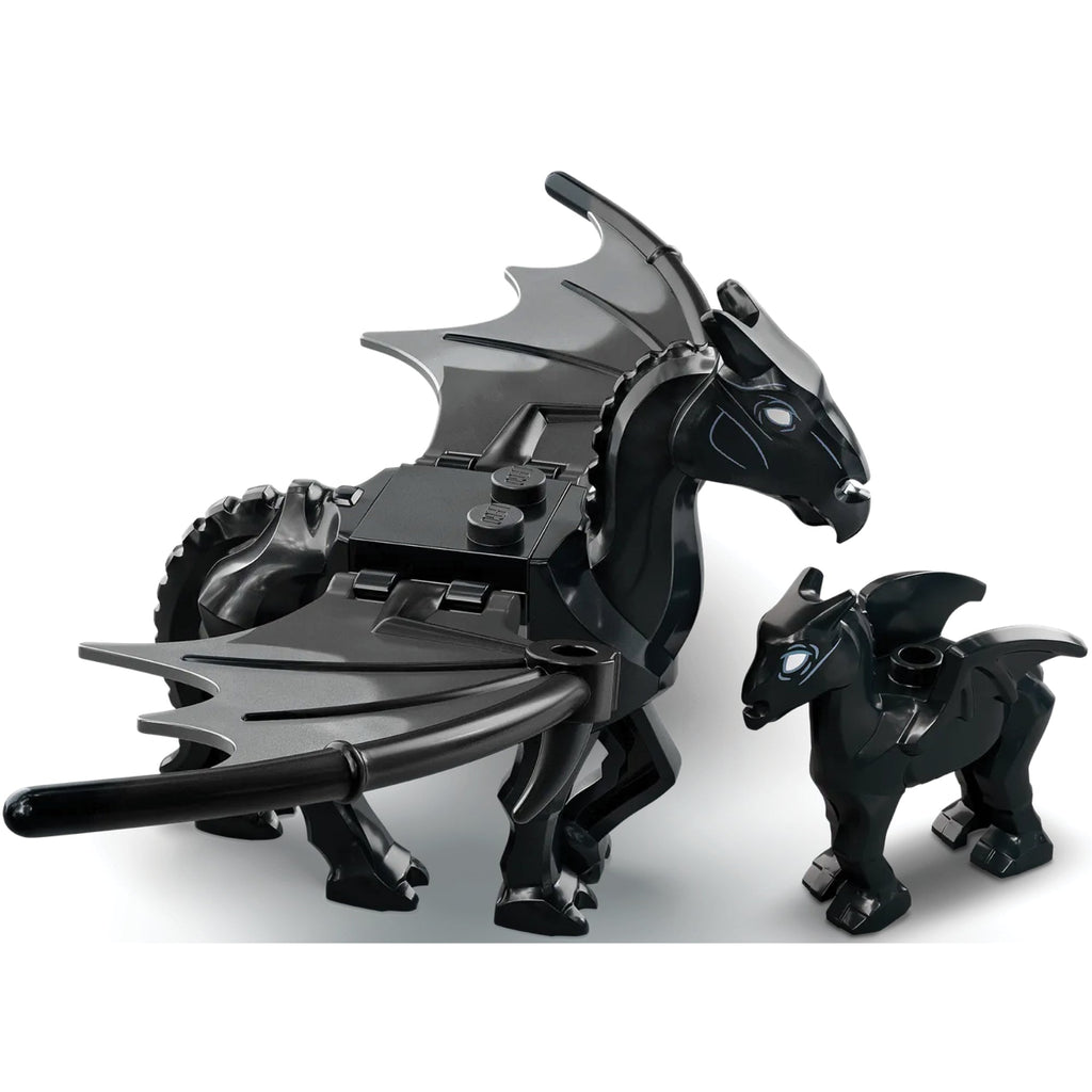 LEGO® Harry Potter™ Hogwarts™ Carriage and Thestrals