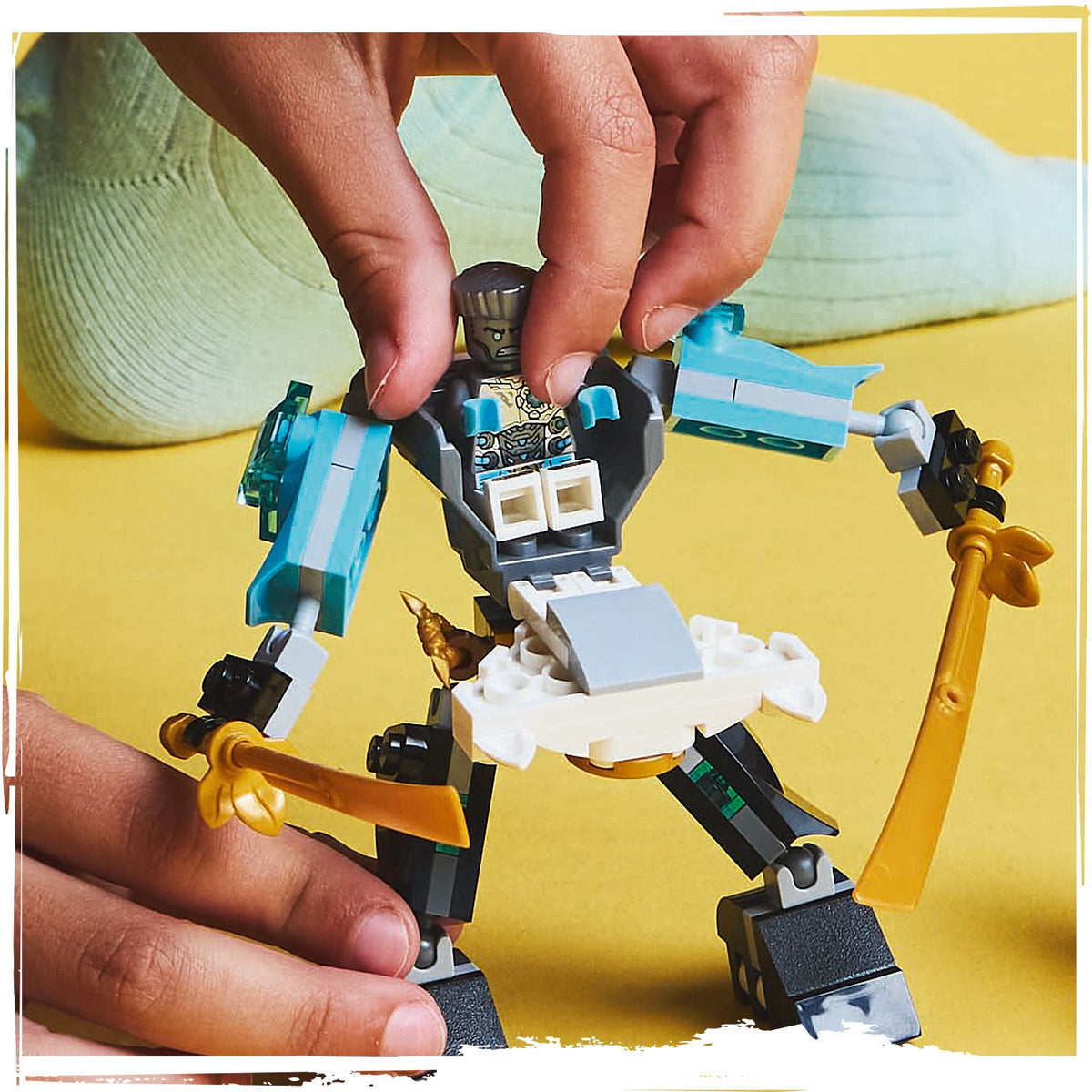 LEGO® NINJAGO® Zane’s Battle Suit Mech