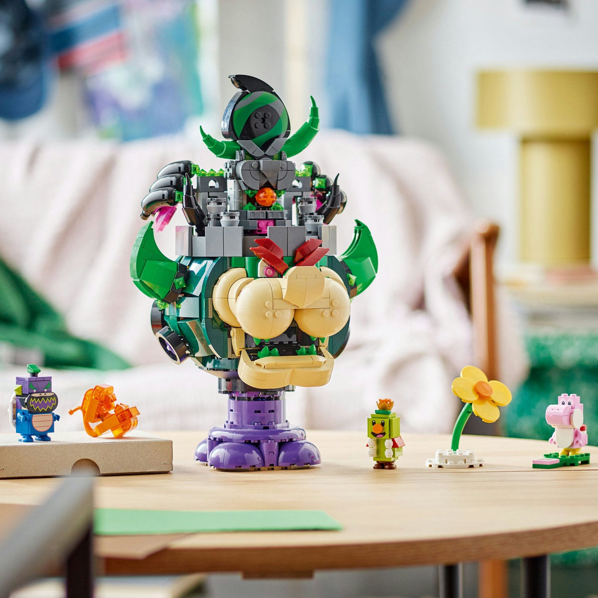 LEGO® Super Mario™ Prince Florian & Castle Bowser