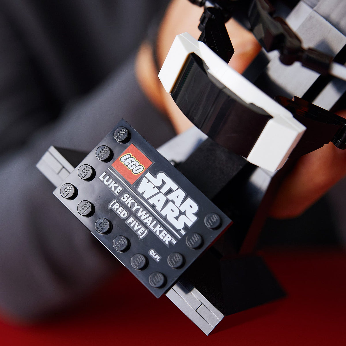 LEGO® Star Wars™ Luke Skywalker (Red Five) Helmet