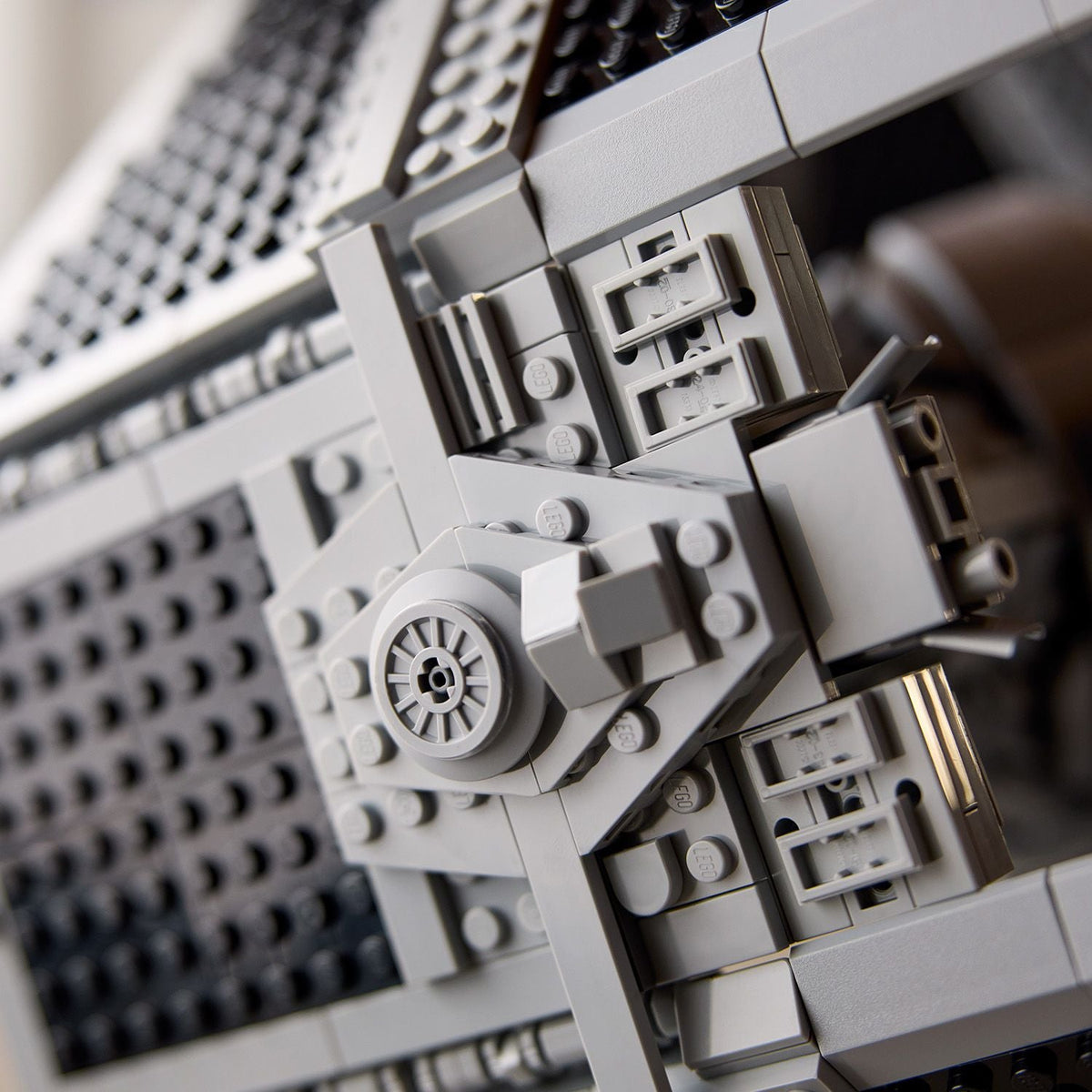 LEGO® Star Wars™ TIE Interceptor™