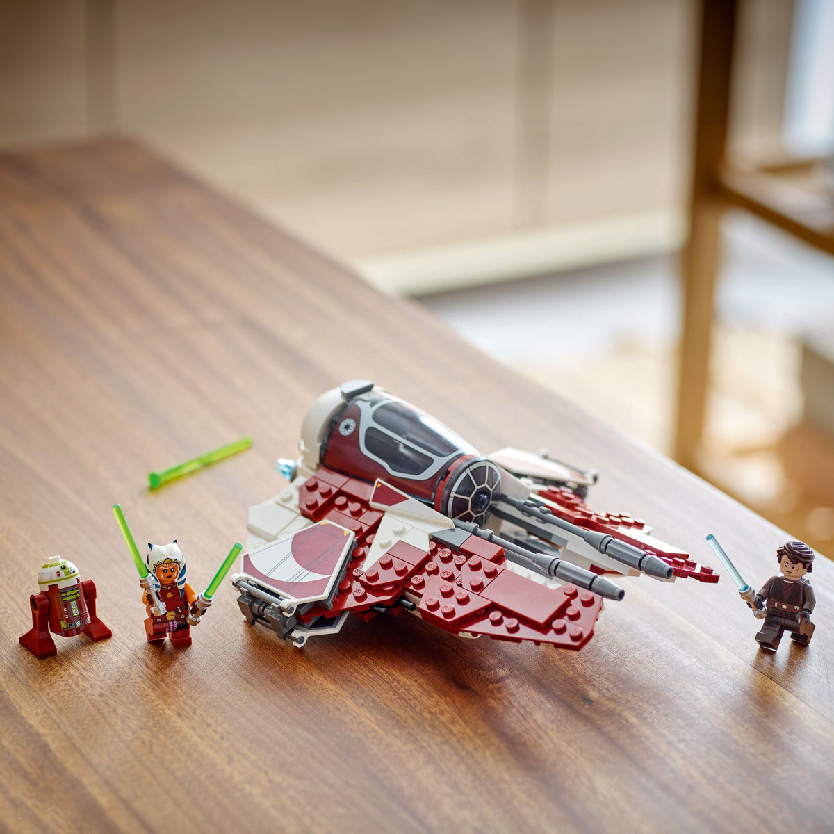 LEGO® Star Wars™ Ahsoka’s Jedi Interceptor™