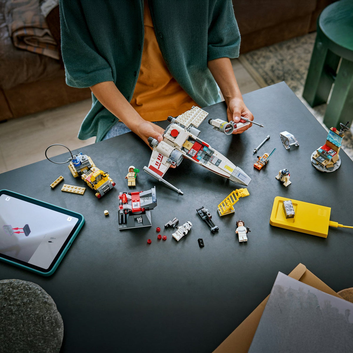 LEGO® Star Wars™ SMART Play™: Luke’s Red Five X-Wing™