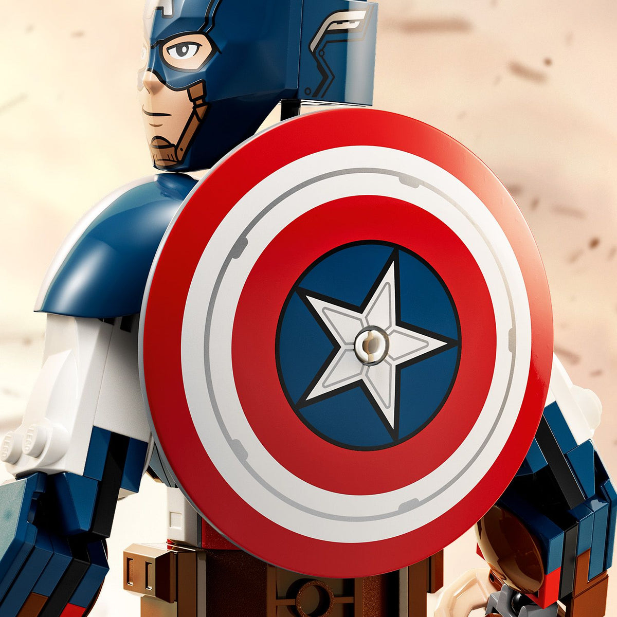 LEGO® Marvel Captain America Construction Figure