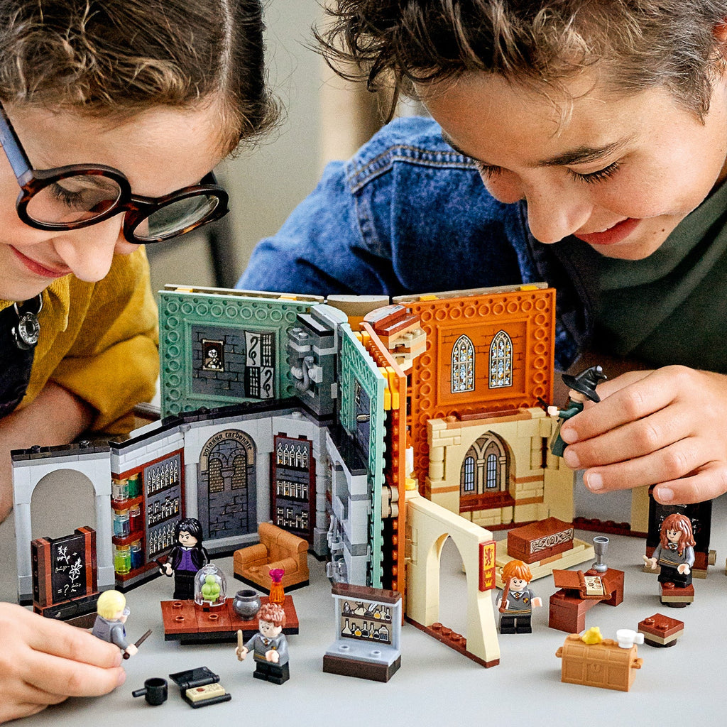 LEGO® Harry Potter Hogwarts™ Moment: Transfiguration Class