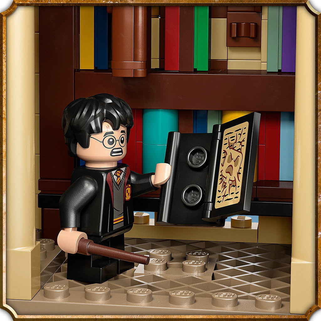LEGO® Harry Potter™ Hogwarts™: Dumbledore’s Office