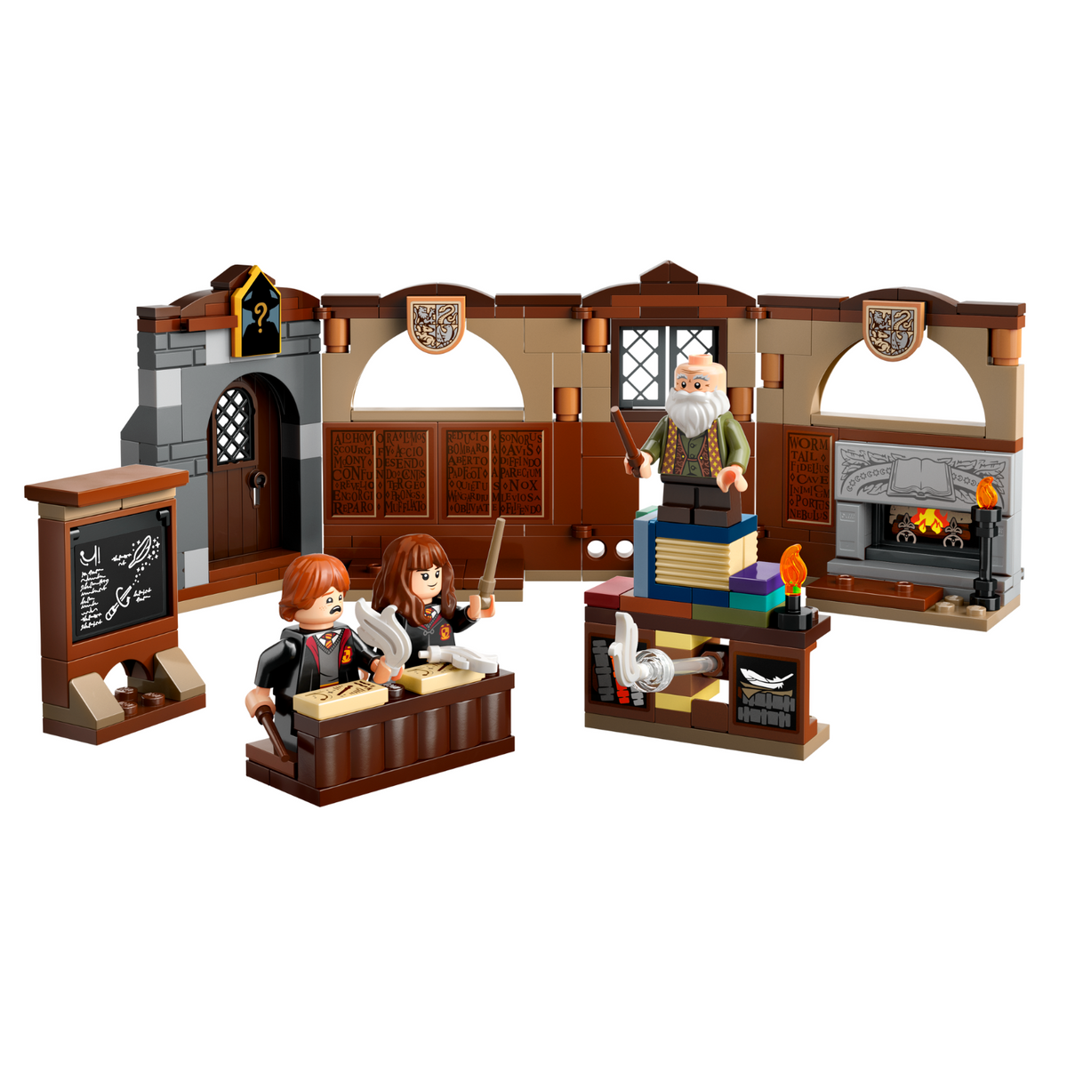 LEGO® Harry Potter™ Hogwarts™ Castle: Charms Class