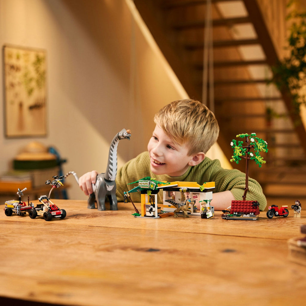 LEGO® Jurassic World Raptor & Titanosaurus Tracking Mission