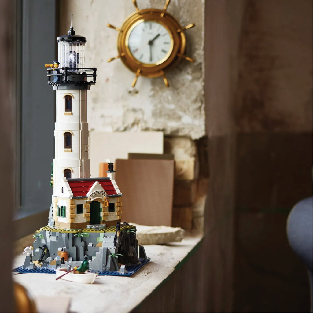 LEGO® Ideas Motorised Lighthouse