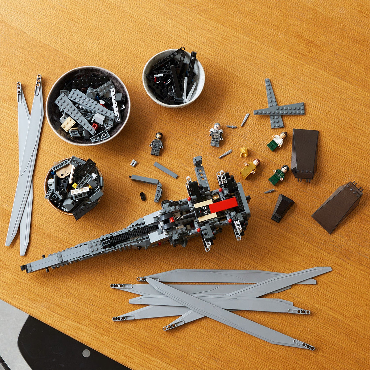 LEGO® Icons Dune Atreides Royal Ornithopter