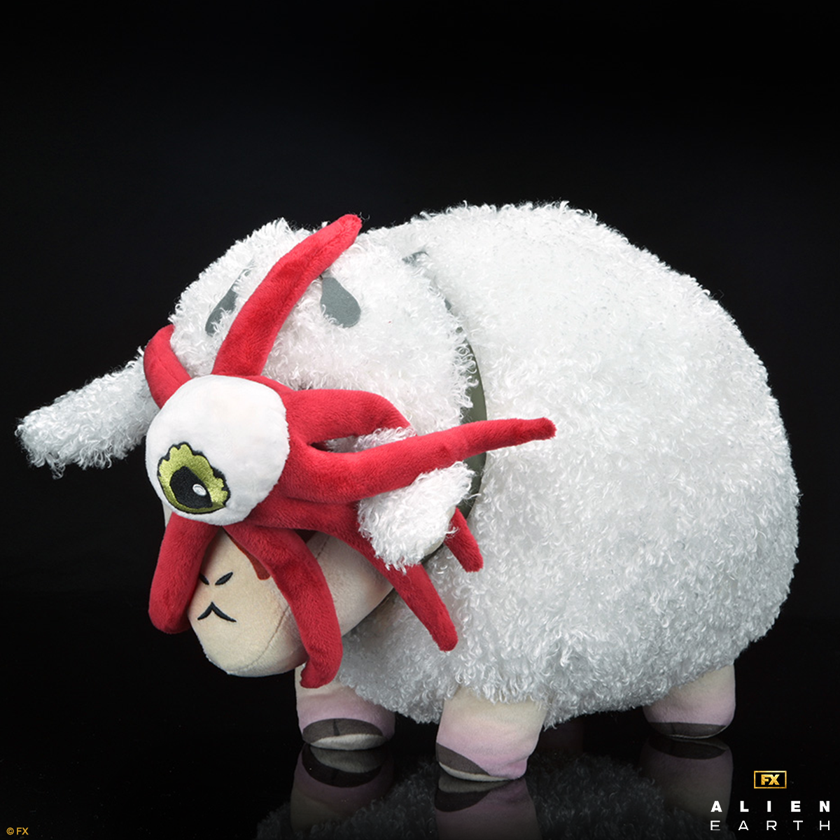 Alien: Earth - Sheep with the Eye Interactive Large Plush (PRE-ORDER)