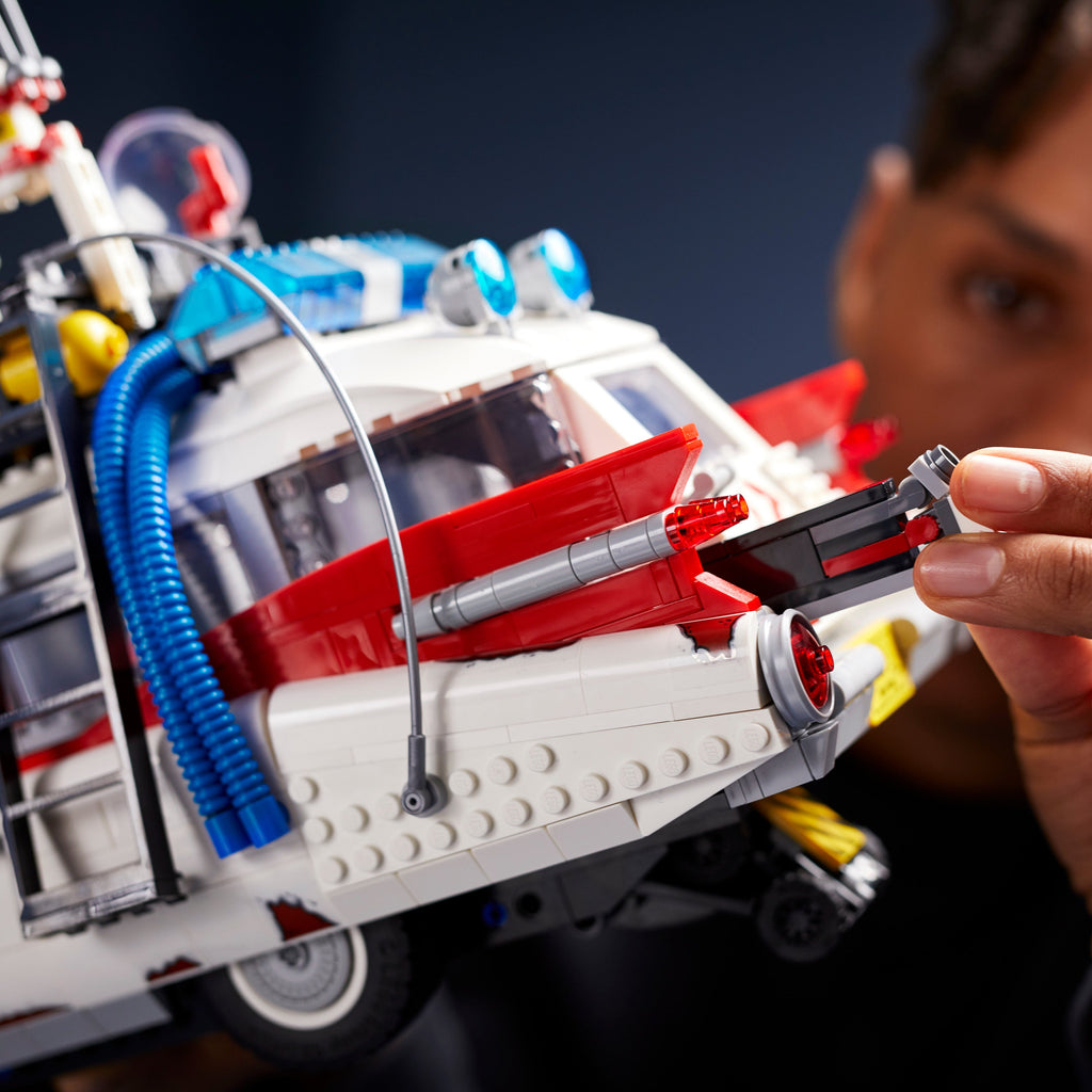LEGO® Ghostbusters™ ECTO-1