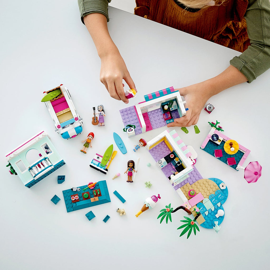 LEGO® Friends™ Surfer Beachfront