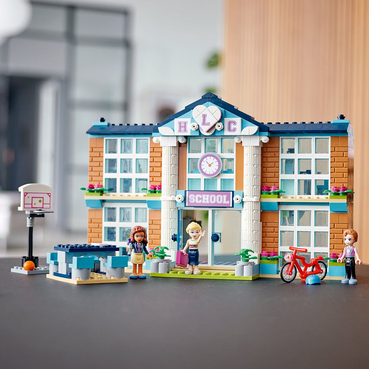 LEGO® Friends™ Heartlake City School