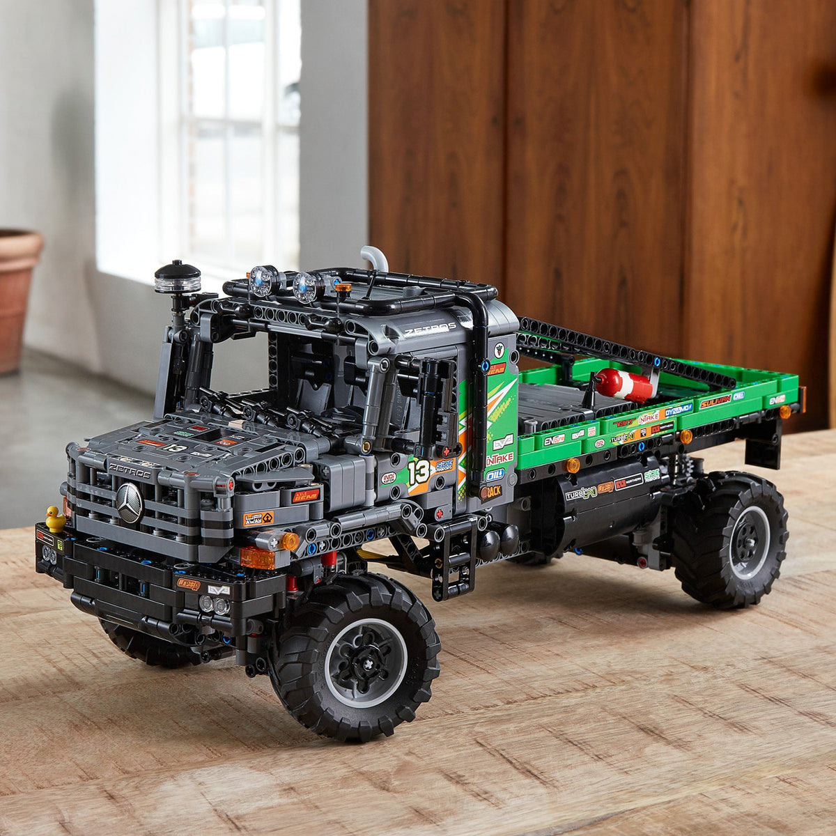 LEGO® Technic 4x4 Mercedes-Benz Zetros Trial Truck