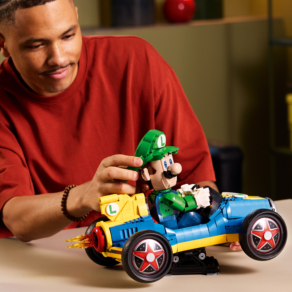LEGO® Mario Kart™ – Luigi & Mach 8