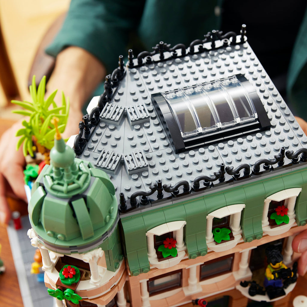 LEGO® Icons Boutique Hotel