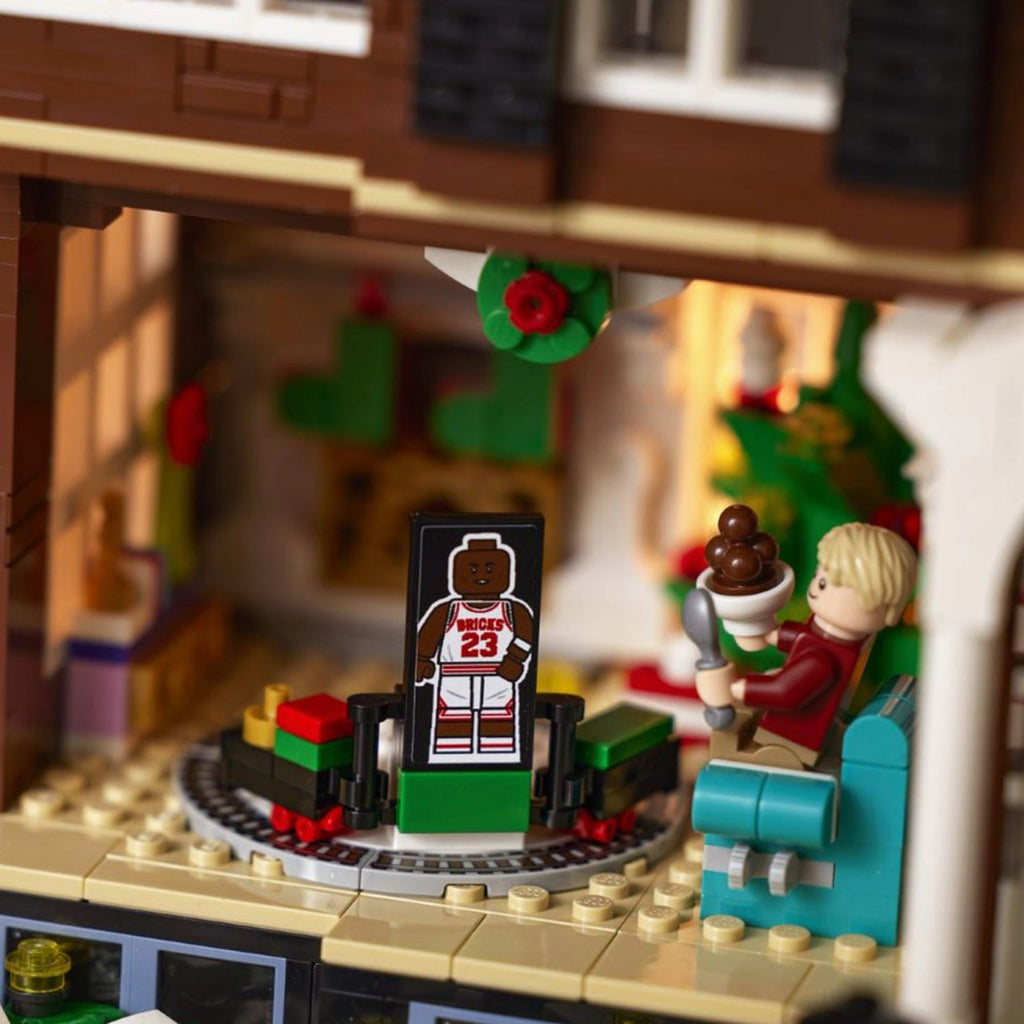 LEGO® Ideas Home Alone
