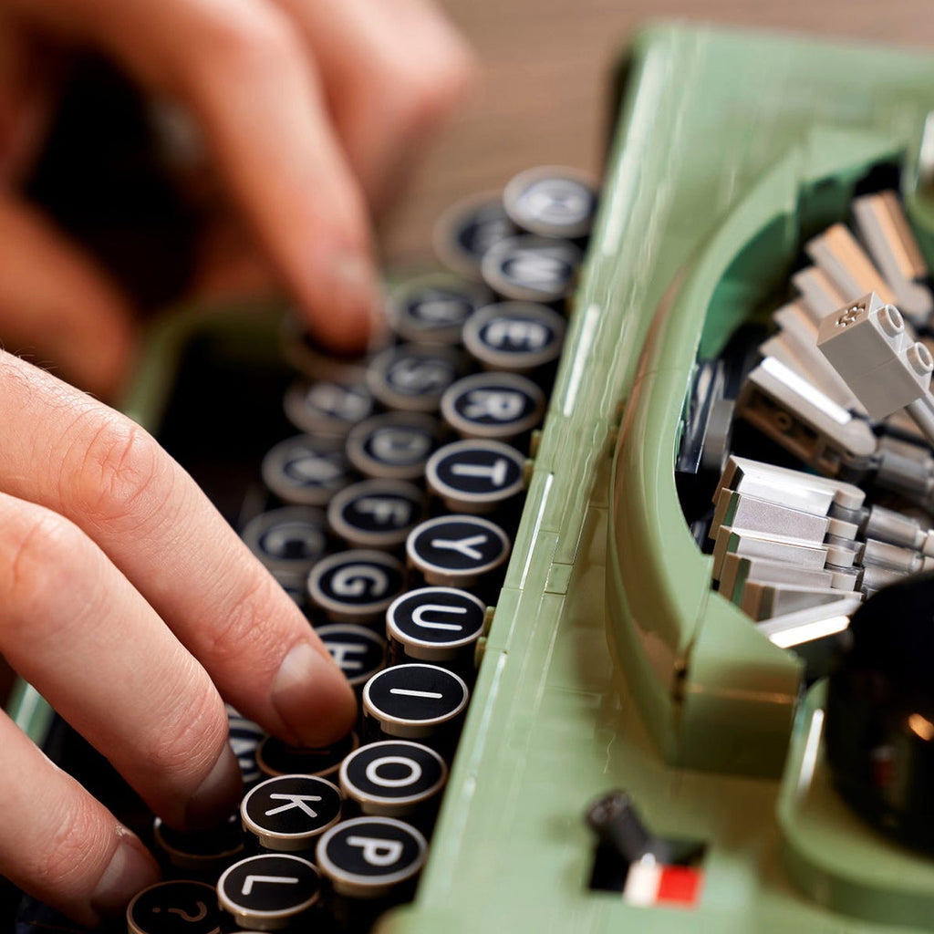 LEGO® Ideas Typewriter