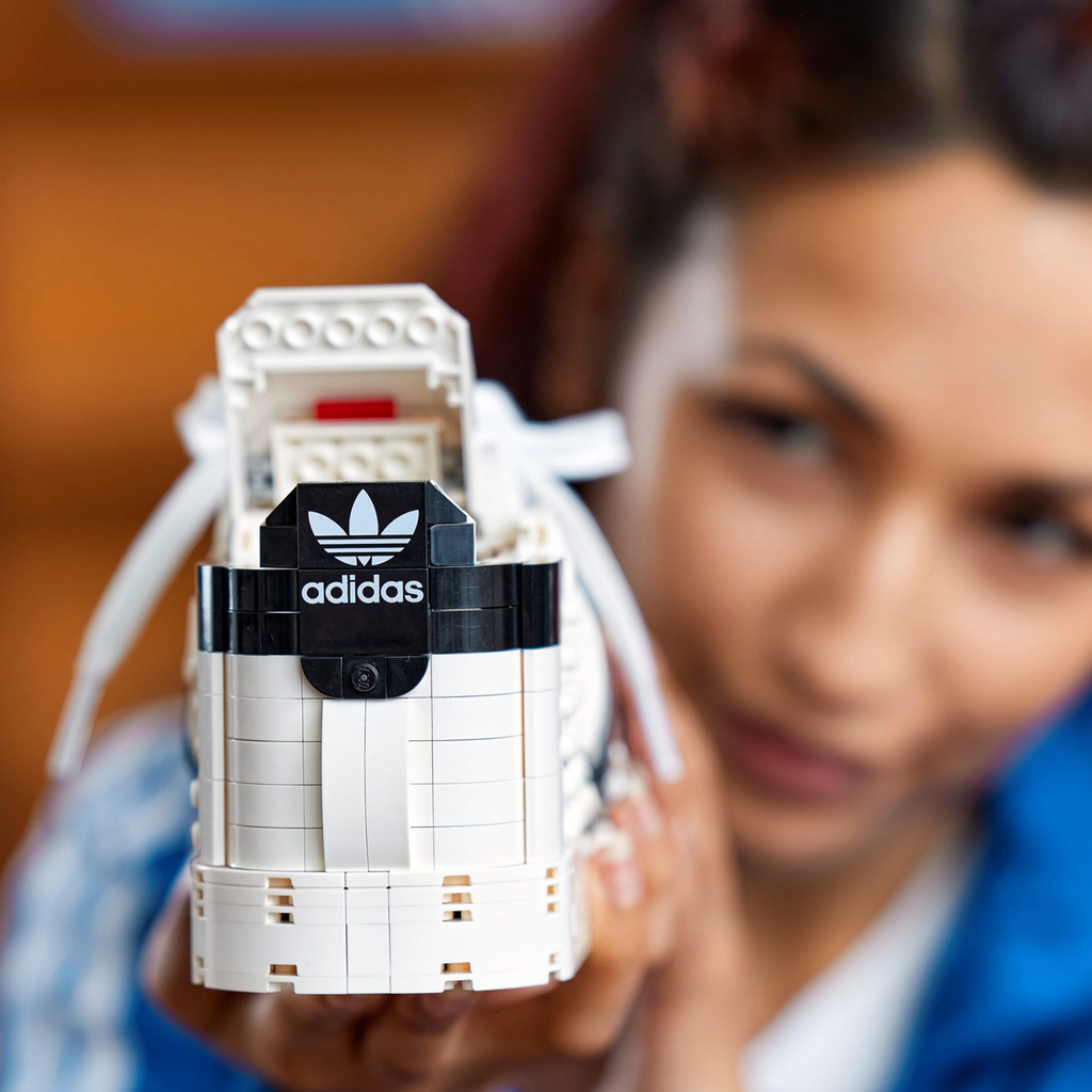 LEGO® adidas Originals Superstar