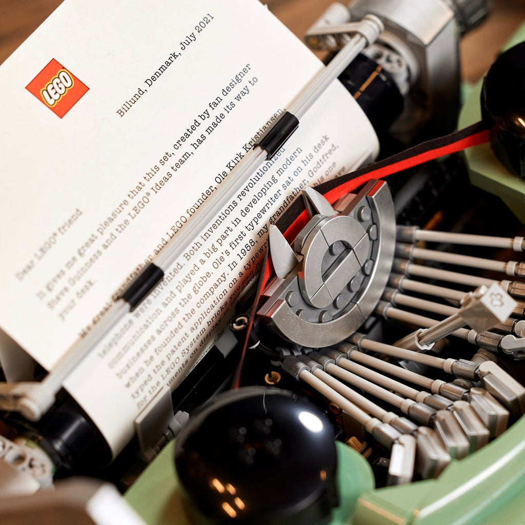 LEGO® Ideas Typewriter