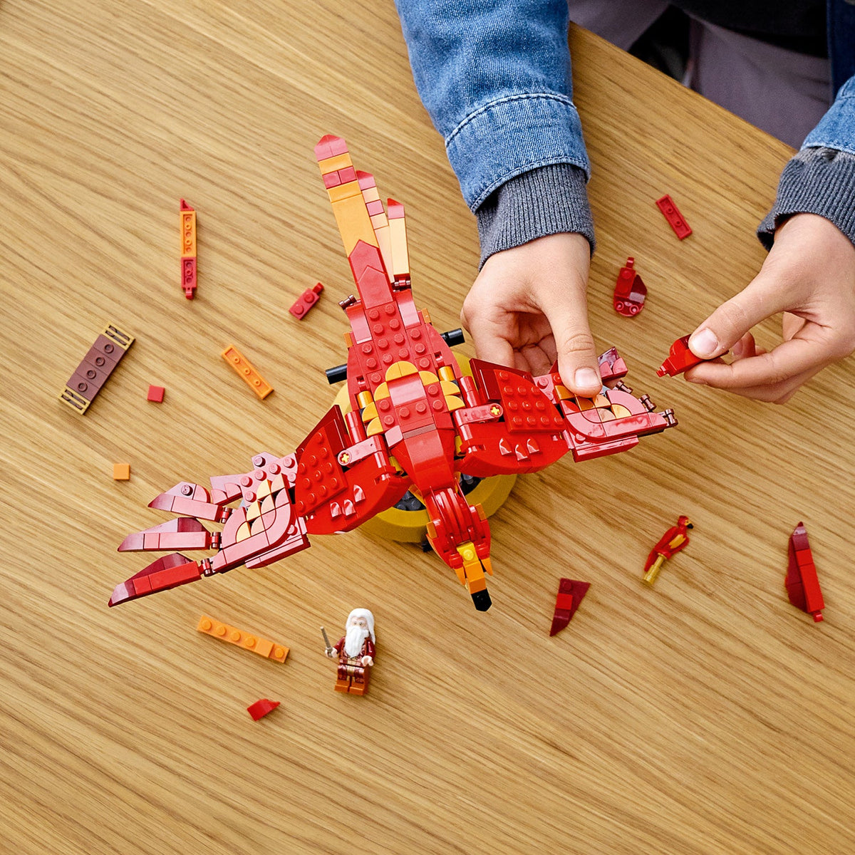 LEGO® Harry Potter Fawkes, Dumbledore’s Phoenix
