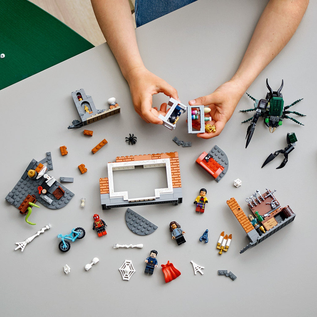 LEGO® Marvel Spider-Man at the Sanctum Workshop
