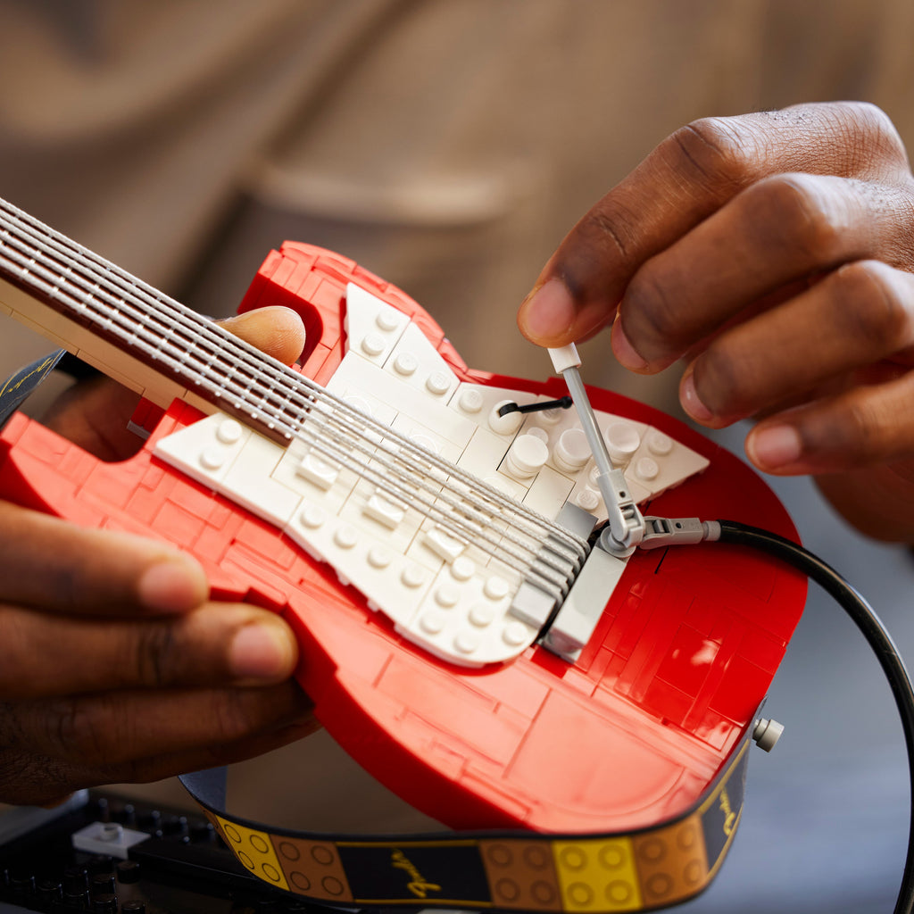 LEGO® Ideas Fender® Stratocaster™