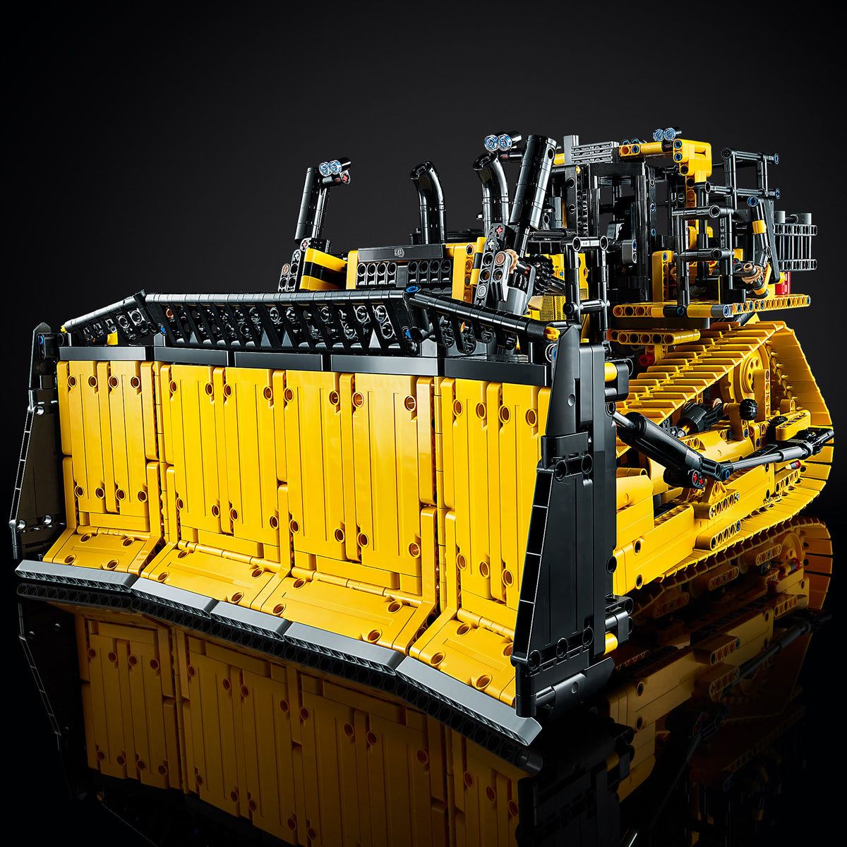 LEGO® Technic App-Controlled Cat® D11 Bulldozer