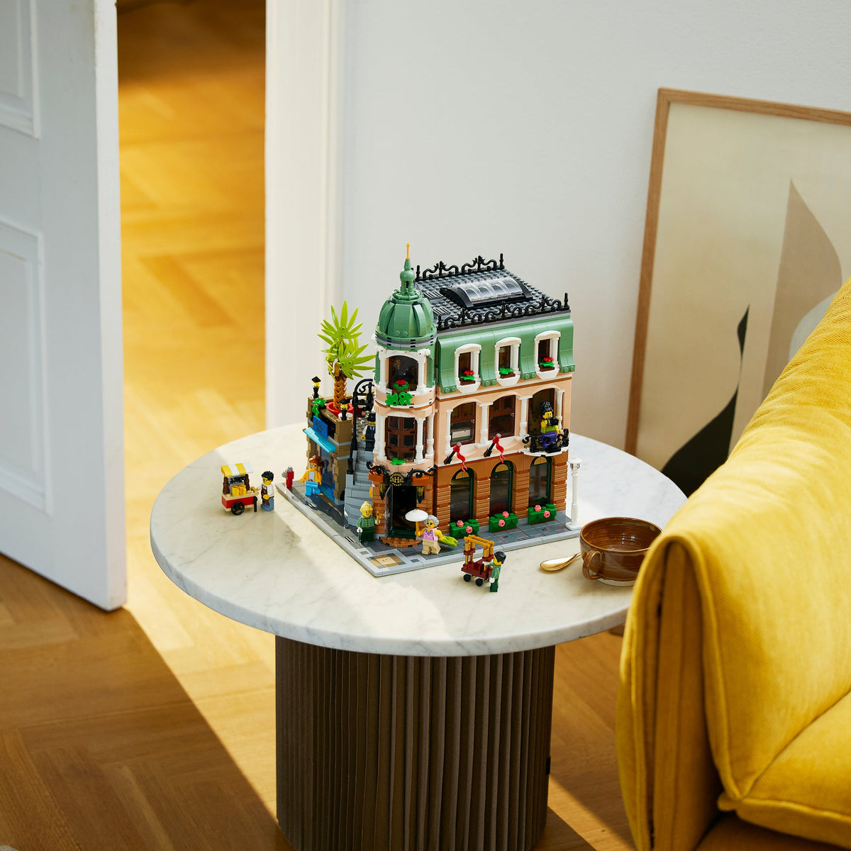 LEGO® Icons Boutique Hotel