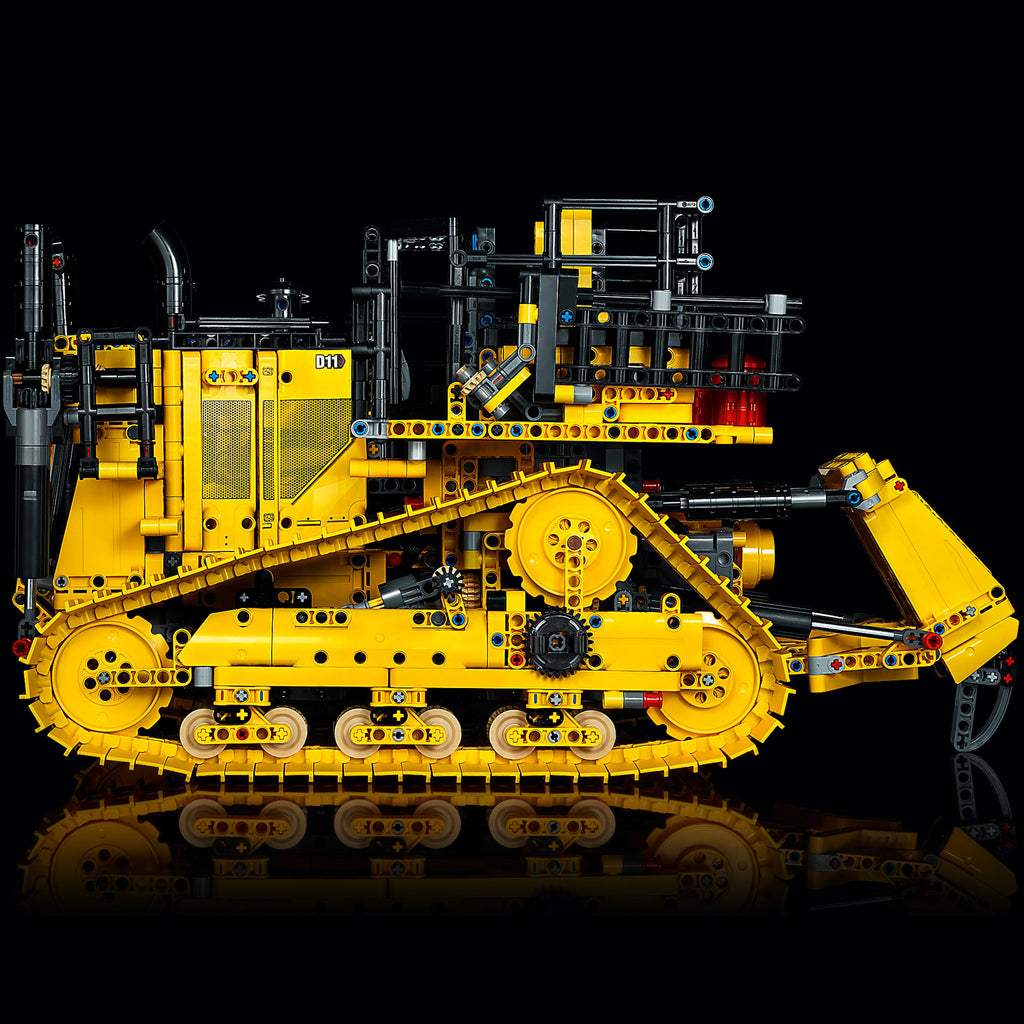 LEGO® Technic App-Controlled Cat® D11 Bulldozer